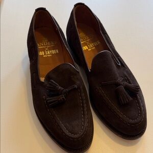Todd Snyder X Sanders Tassel Brown Suede Loafers Sz 9.  NWOB. TUB5
